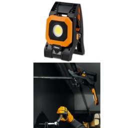 Projecteur rechargeable à pince et 4 intensités lumineuses réglables rechargeable par USB.
- 4 intensités lumineuses :
1600 lumens - Mode ultra-intense
700 lumens - Mode intense
300 lumens - Mode normal
100 lumens - Mode éco
- Batterie rechargeable : Li-Ion 3,7 V, 5 200 mAh
- Rechargeable par câble USB-C (inclus)
- Orientable à 360°
- Temps de charge : 4 h
- Autonomie :
3 h - Mode ultra-intense
5 h - Mode intense
8,5 h - Mode normal
24 h - Mode éco
- Indicateur de niveau de batterie à 3 LED
- Avec pince intégrée, se fixe facilement partout
- Aimant à l'arrière
- IP65
- IK08