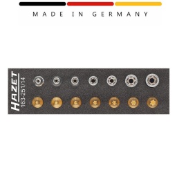 Mini module 14 douilles mâles et femelles TORX-TIN
Garniture en mousse souple bimatière « Safety-Insert-System ». Garniture également appropriée aux servantes d'atelier HAZET Assistent
Surface : revêtue TIN
Made In Germany
Entraînement : Carré creux 6,3 mm (1/4 pouce)
Sortie : Profil TORX® extérieur, Profil TORX® intérieur
Taille: ∙ E 4 – E 11 ∙ T 10 – T 40
Dimensions / longueur : 172 mm x 50 mm
Poids net (kg): 0.2 kg
Composition :
Mâle : T10-T15-T20-T25-T27-T30-T40
Femelle : E4-E5-E6-E7-E8-E10-E11