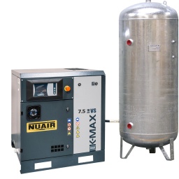 Compresseur à vitesse variable 7,5 kW 10 bar cuve 500 L K-MAX 7.5/10/VS/500VG -
IR-C-3
Compresseur à vis à vitesse variable 7,5 kW 10 bar équipé d'un moteur électrique haute performance IE3 silencieux et d'un contrôleur électronique de dernière génération LOGIN. Livré avec un réservoir d'air vertical 500 litres galvanisé.
Débit réel (m³/h) 66
TS max (°C) 120
TS min (°C) -10
Puissance sonore (dB (A)) 63
Volume du réservoir (L) 500
Puissance (kW) 7.5
Puissance (CV) 10