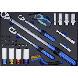 Jeu de composition universelle Pour le serrage au couple approprié de raccords à filetage droit Cliquet réversible à tête mince intégrée Mécanisme à cliquet réversible Verrouillage et déverrouillage simple sur la poignée Poignée de forme optimale pour un réglage facile de la valeur de couple de serrage souhaitée, ainsi qu’une prise en main sûre de l’outil Déclenchement clairement audible Pour le changement des pneus sur le véhicule et sur la majorité des jantes courantes Douilles de puissance avec protection à code de couleur pour clé à choc ou manuelle Contenu du module : 1 clé dynamométrique | 6,3 mm (1/4