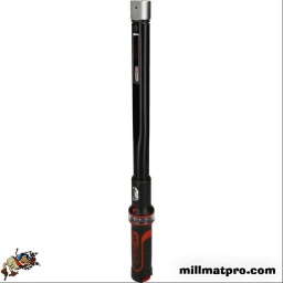 Tolérance de déclenchement : ±3 % de la valeur réglée
Précision garantie jusqu'à 5 000 déclenchements
Pour le serrage contrôlé à droite et à gauche
Le changement de sens se fait par la rotation de la poignée de la clé
Double graduation en Nm et lbf ft pour un réglage précis
Vernier pour un ajustement en finesse et précision
Fenêtre de lecture avec fonction loupe
Déclenchement sensitif et sonore
Réglage rapide et précis en tournant la poignée
Verrouillage sûr à la poignée
Poignée ergonomique bi-matière
Verrouillage rapide des outils d'emmanchement en 9 x 12 ou 14 x 18
Numéro de série individuel
Livrées avec un certificat de calibrage selon norme DIN EN ISO 6789 : 2017